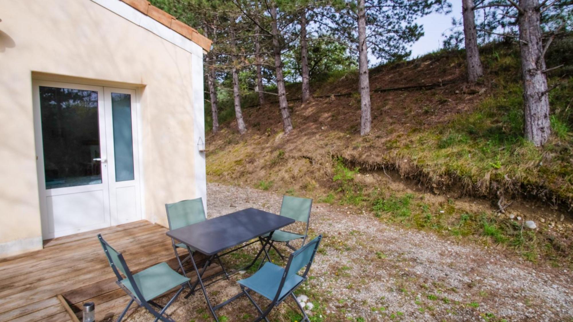 Gite Lechappee Bleue Dromoise - La Chambre Aouste-sur-Sye Exterior foto